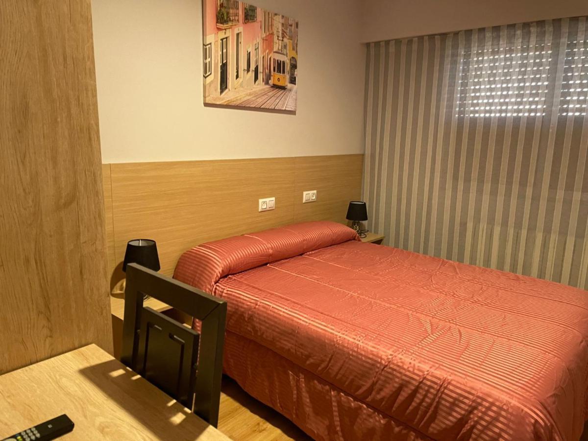 Hostal Cid Ourense Dış mekan fotoğraf